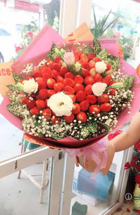 Nếu đang giận nhau với bạn gái nên tặng hoa xin lỗi là gì? Nếu đang giận nhau với bạn gái nên tặng hoa xin lỗi là gì?