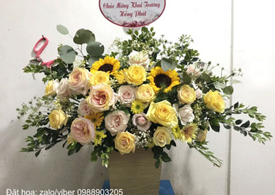Giao lẵng hoa khai trương khi nào? Lẵng hoa khai trương giao lúc mấy giờ?